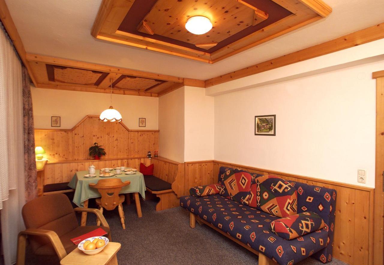 Pension Lachmayr Kaprun Rom bilde